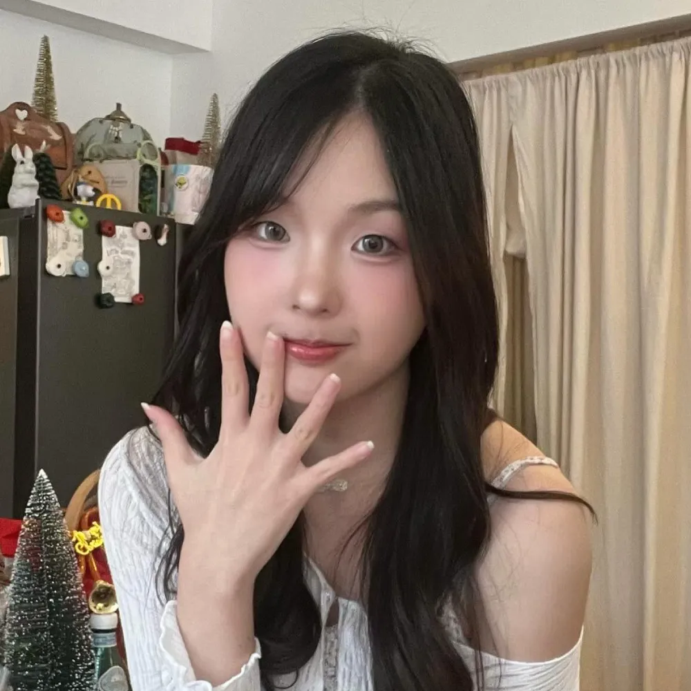 Lingling CGM48